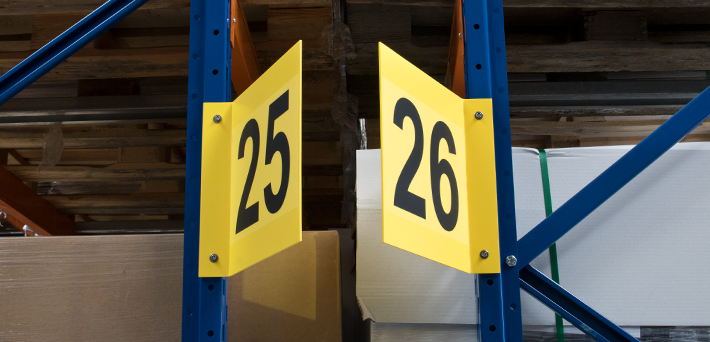 ONE2ID V-sign aisle sign pallet racking warehouse