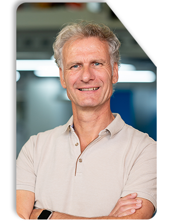 ONE2ID labelspecialist maatwerk barcode labels magazijn en industrie