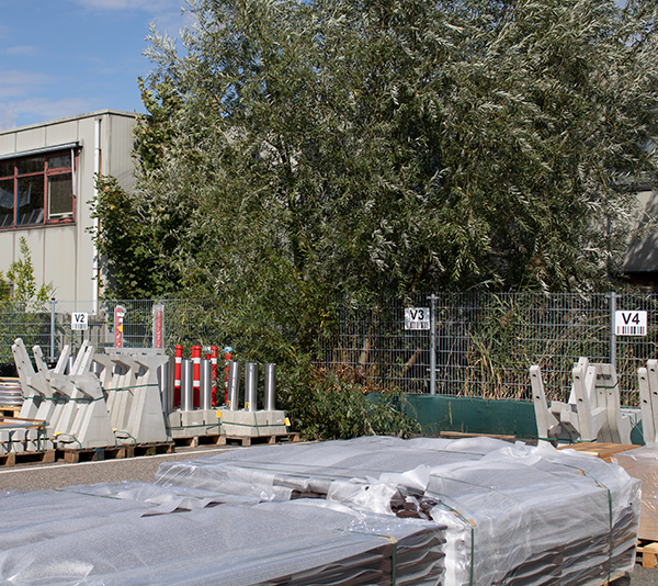 ONE2ID weatherproof warehouse signage outdoor storage locations
